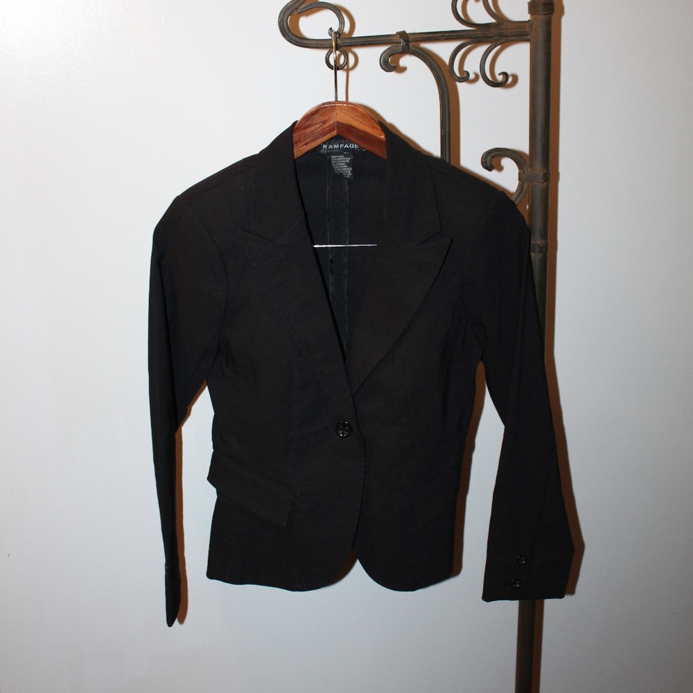 Rampage Women's Buttoned Blazer